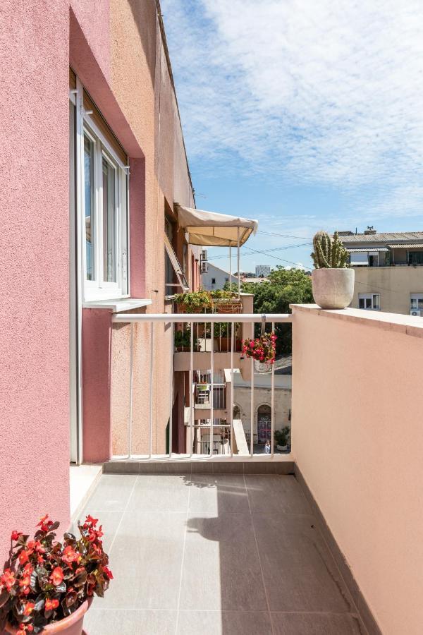 Down Town Apartment Split Exterior photo